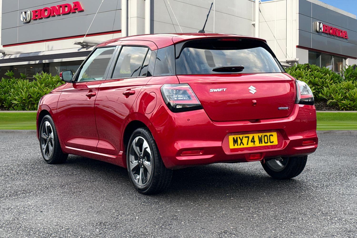 Used Suzuki Swift 2024 for sale - 77275389: Photo 2