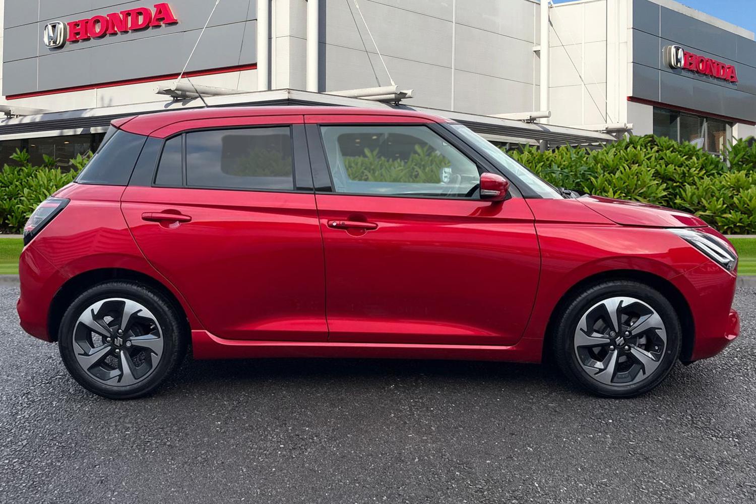 Used Suzuki Swift 2024 for sale - 77275389: Photo 3