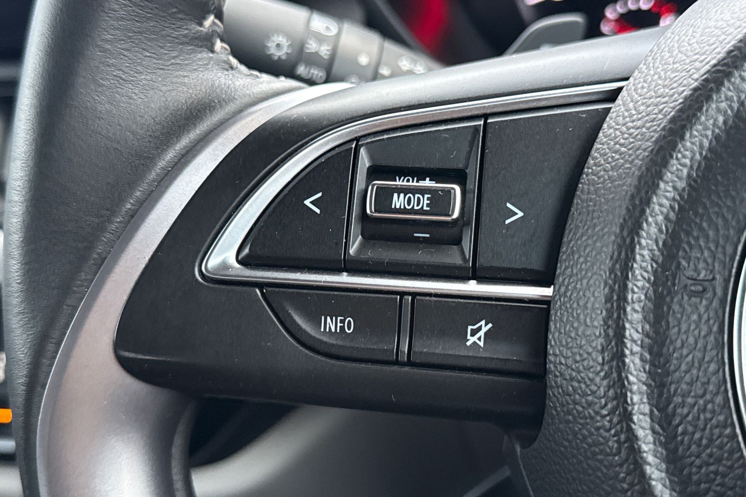 Used Suzuki Swift 2024 for sale - 77275389: Photo 41