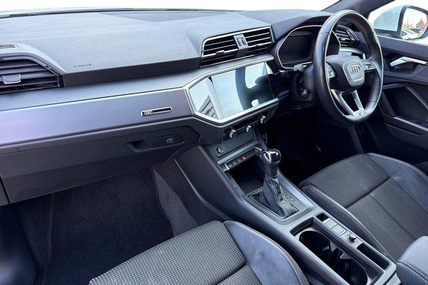 Used Audi Q3 2022 for sale - 77775760: Photo 15