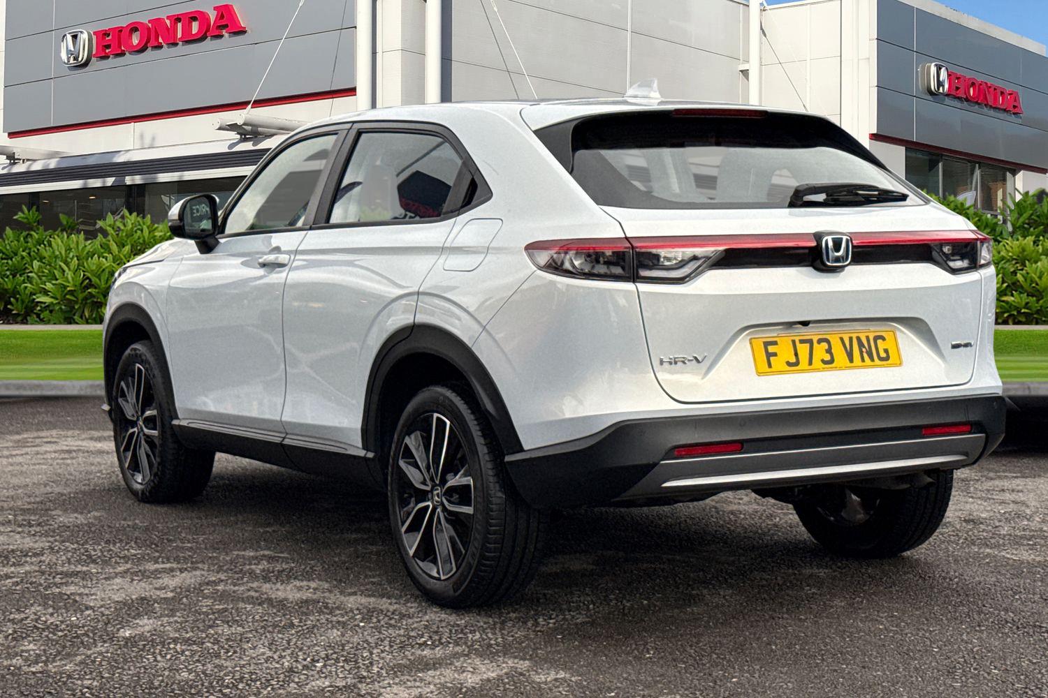 Used Honda HR-V 2023 for sale - 77500760: Photo 2