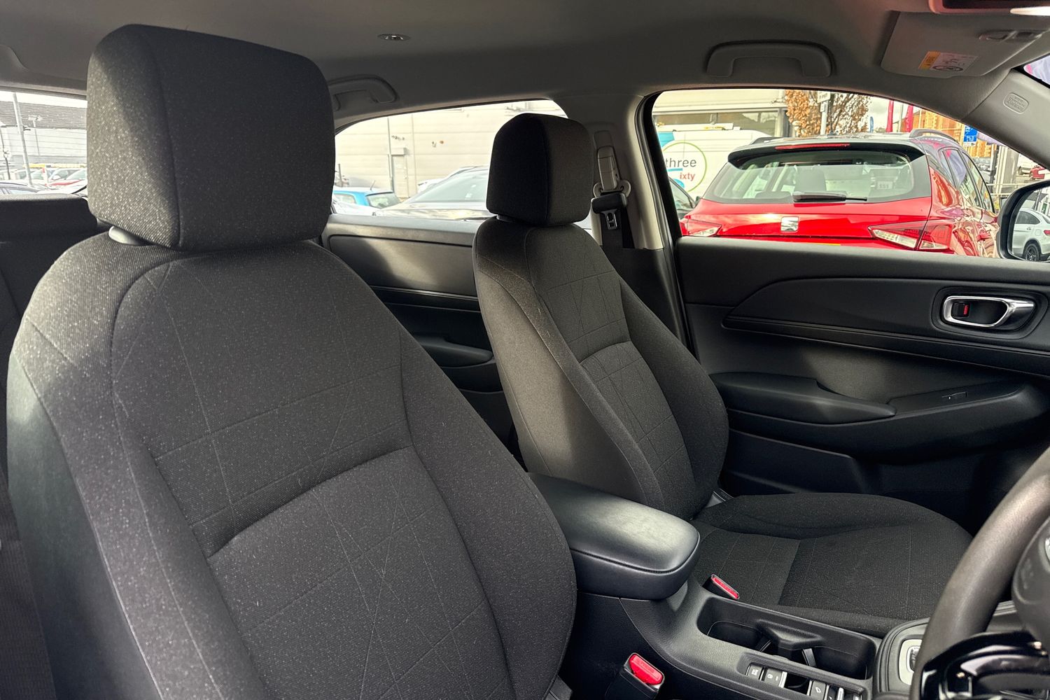 Used Honda HR-V 2023 for sale - 77500760: Photo 24