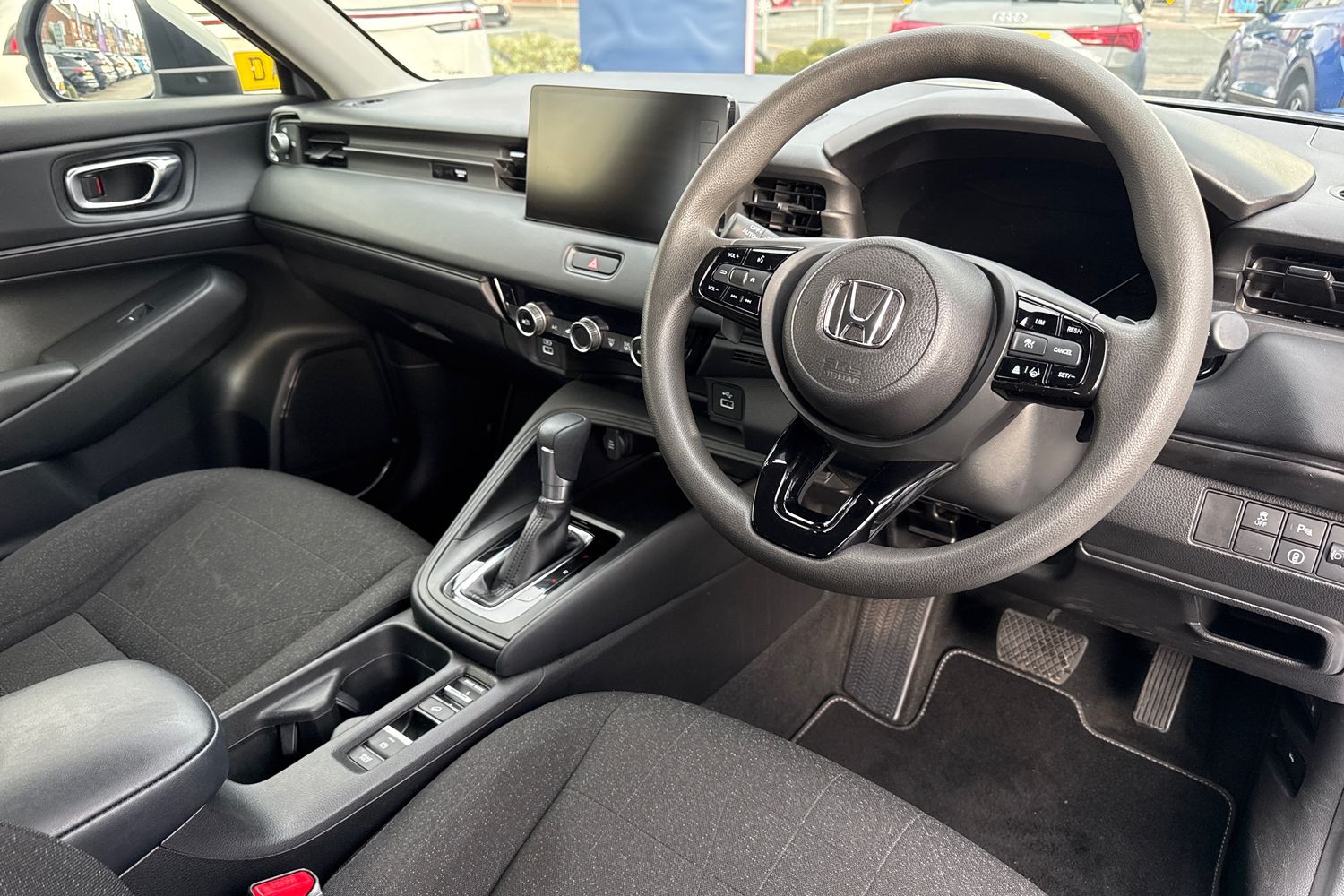 Used Honda HR-V 2023 for sale - 77500760: Photo 32