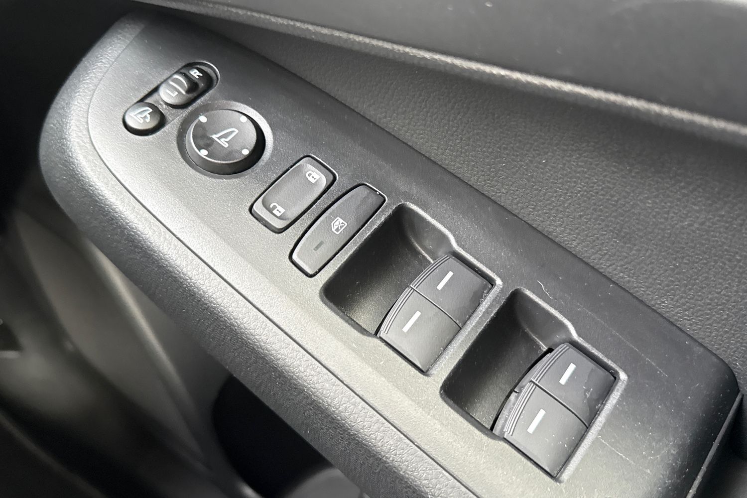 Used Honda HR-V 2023 for sale - 77500760: Photo 35