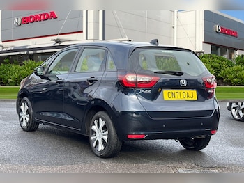 Used Honda Jazz 2021 for sale - 76438840: Photo
