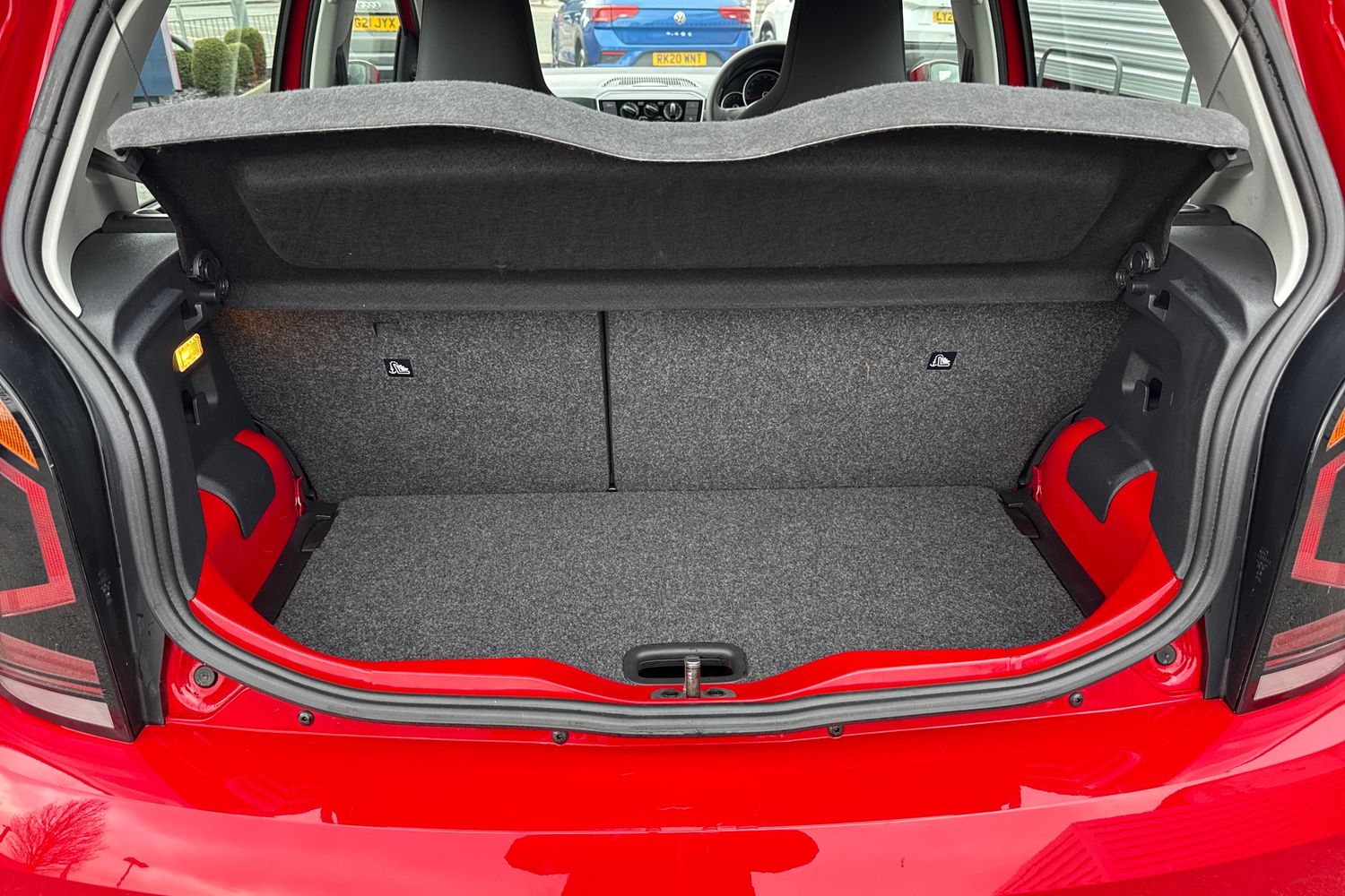 Used Volkswagen up! 2018 for sale - 77506601: Photo 9