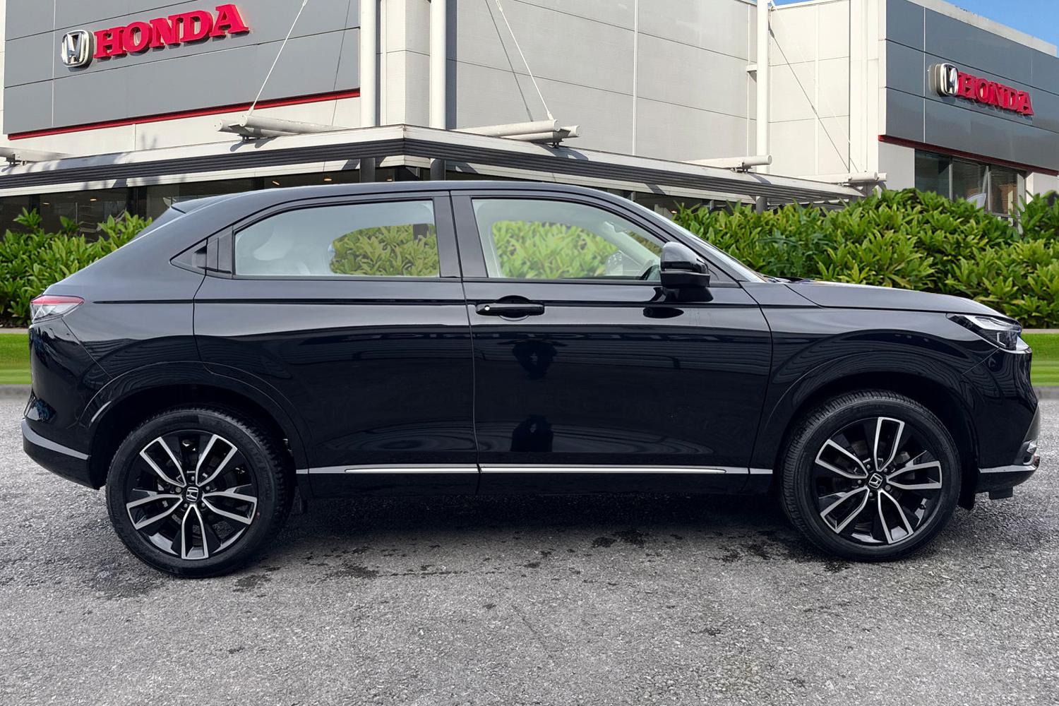 Used Honda HR-V 2024 for sale - 76264157: Photo 3