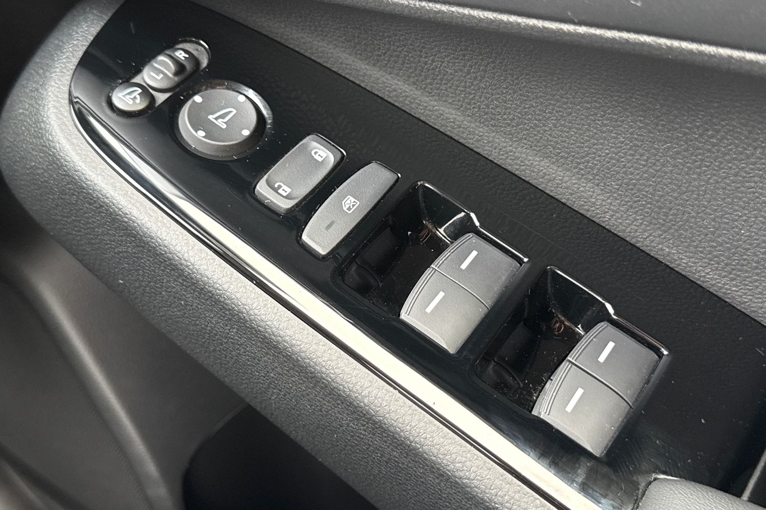 Used Honda HR-V 2024 for sale - 76264157: Photo 37