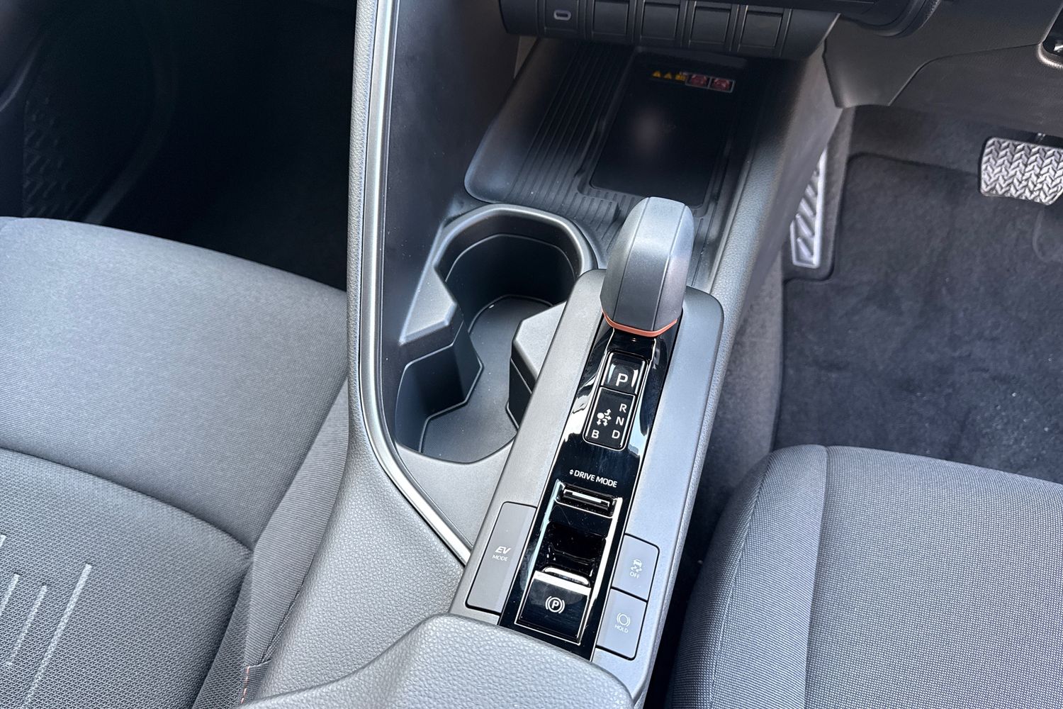 Used Toyota C-HR 2025 for sale - 77641937: Photo 22