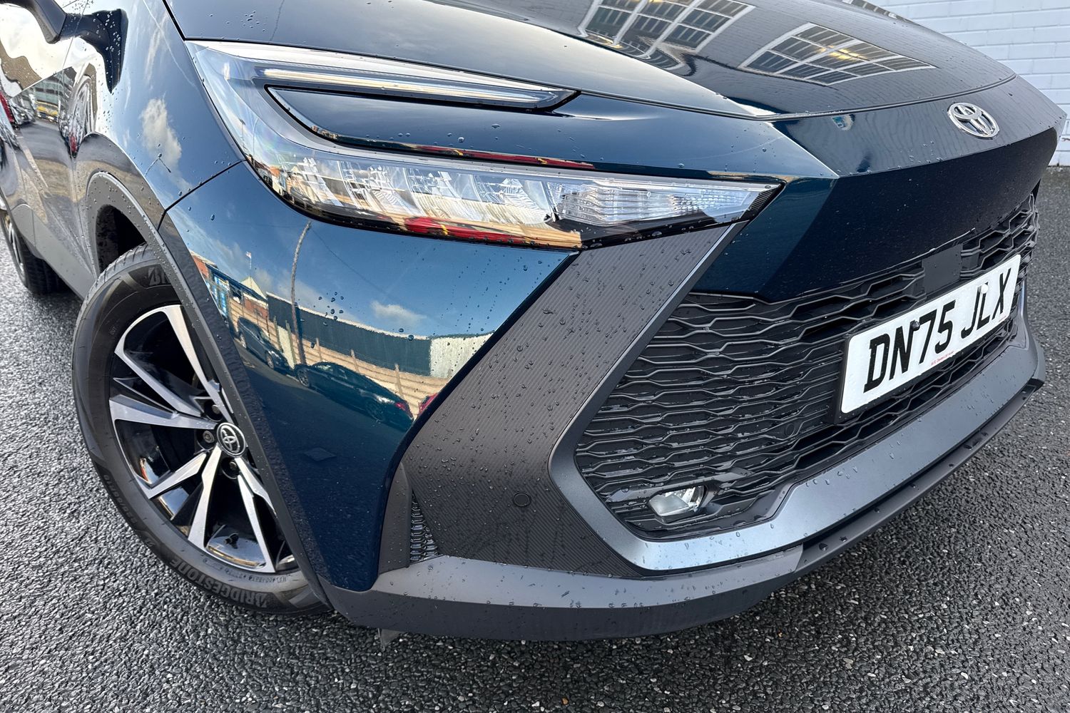 Used Toyota C-HR 2025 for sale - 77641937: Photo 37