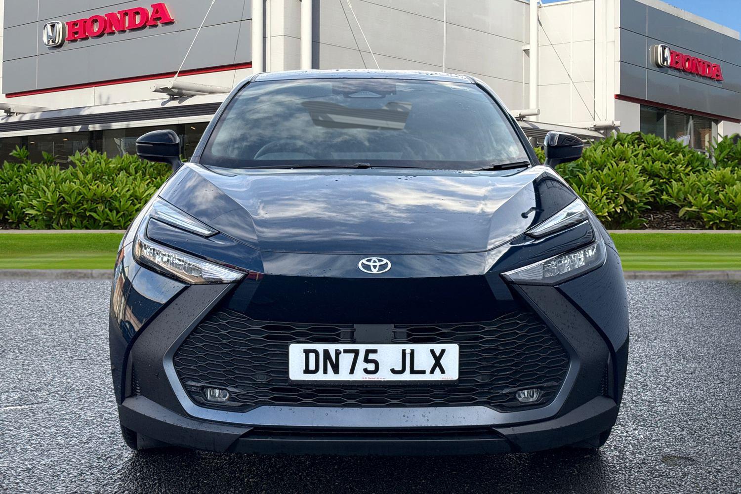 Used Toyota C-HR 2025 for sale - 77641937: Photo 4