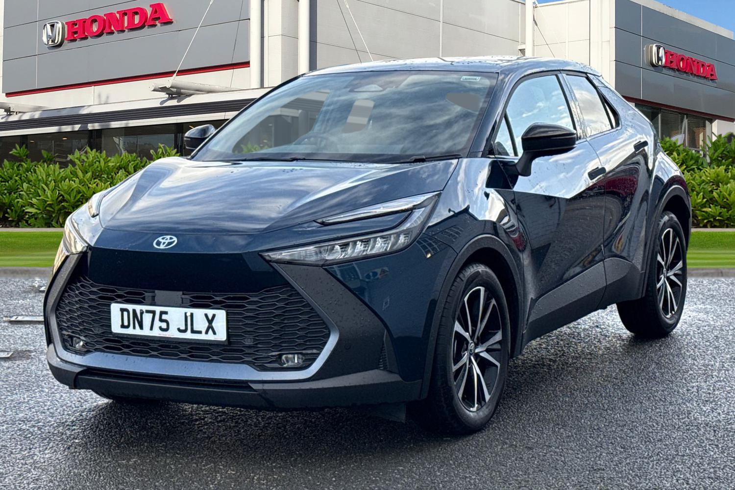 Used Toyota C-HR 2025 for sale - 77641937: Photo 7