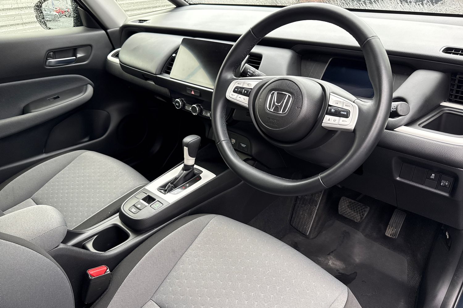 Used Honda Jazz 2024 for sale - 76171137: Photo 30
