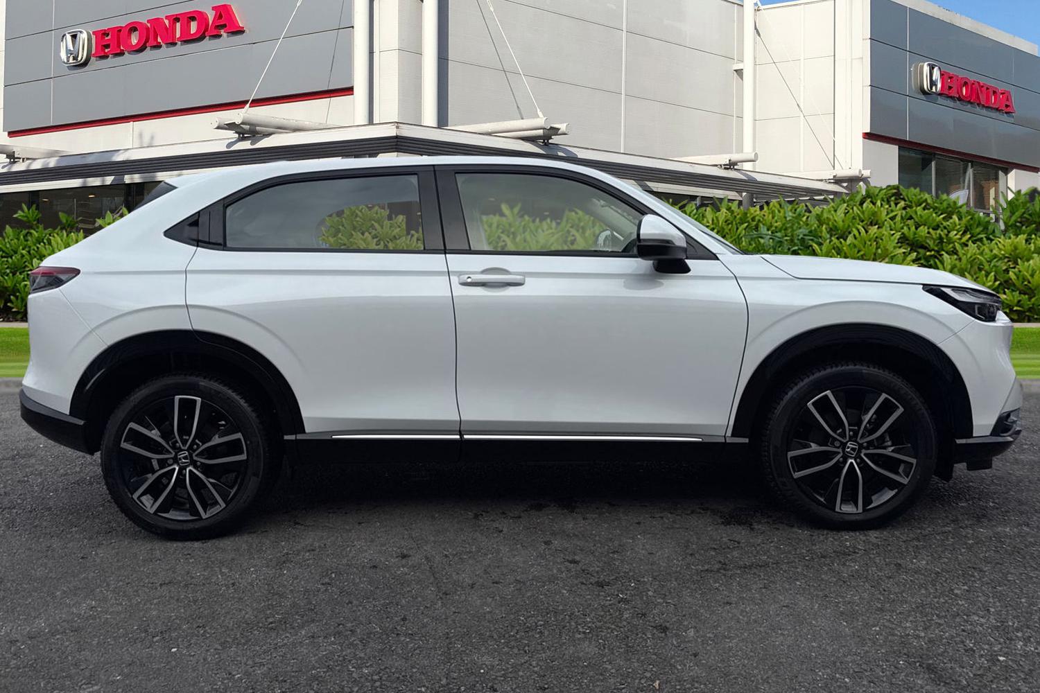 Used Honda HR-V 2024 for sale - 76264068: Photo 3