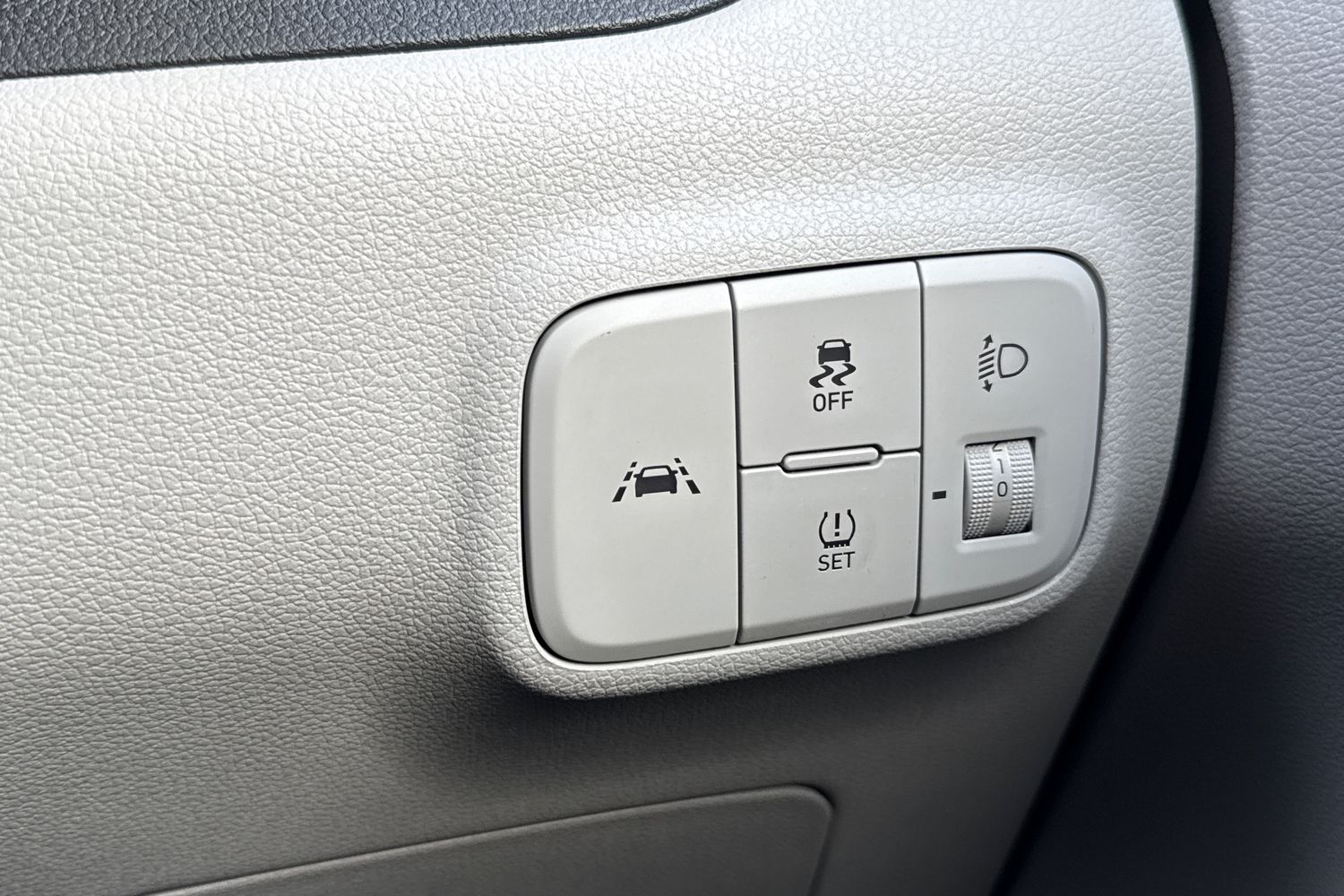 Used Hyundai i10 2023 for sale - 77446464: Photo 36