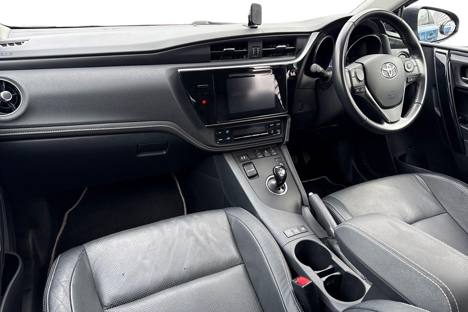 Used Toyota Auris 2018 for sale - 77199688: Photo 16