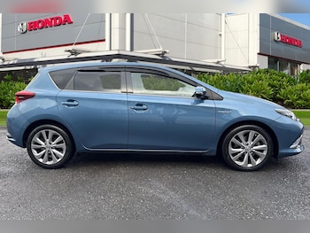 Used Toyota Auris 2018 for sale - 77199688: Photo