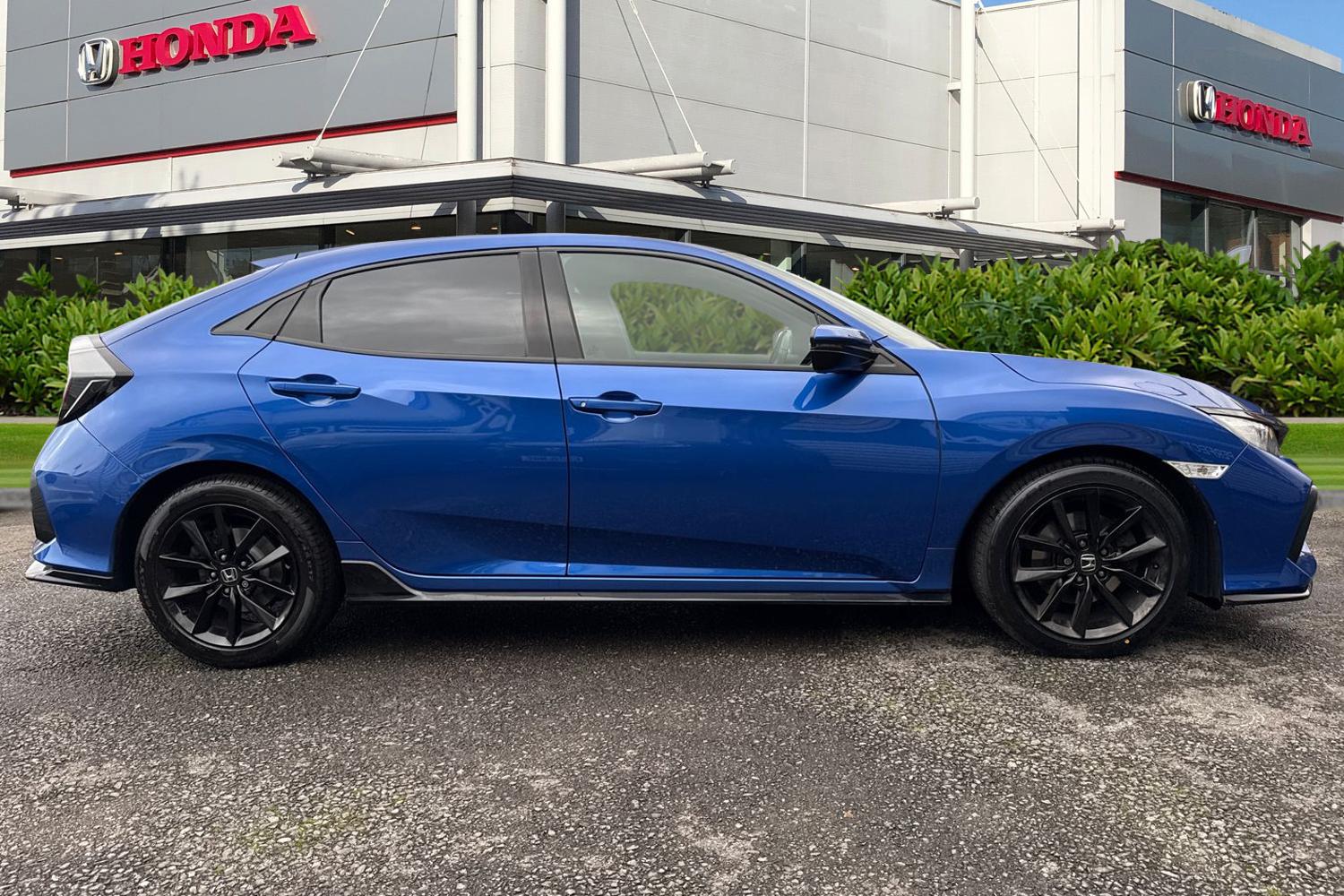 Used Honda Civic 2020 for sale - 76509113: Photo 3