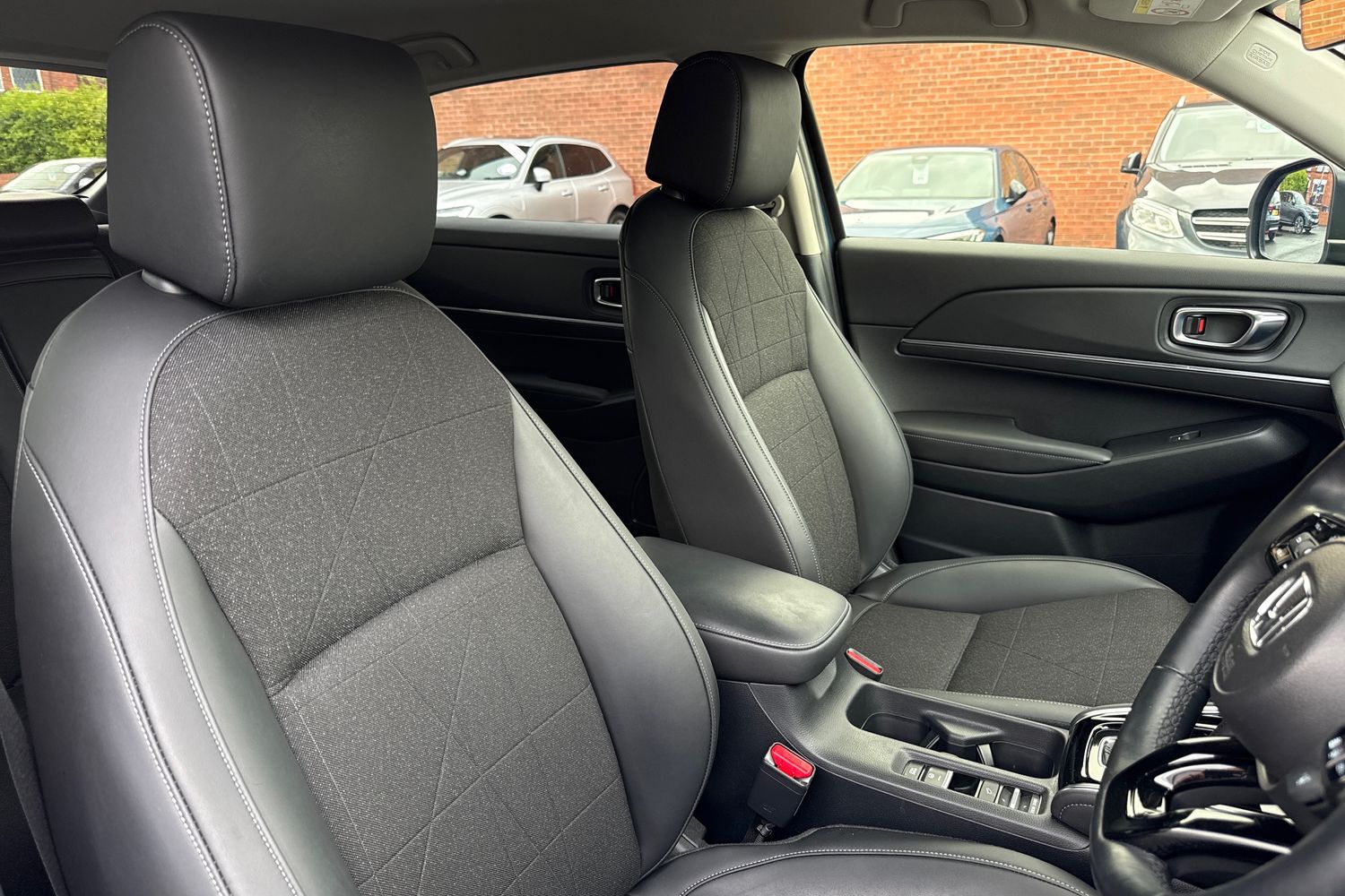 Used Honda HR-V 2024 for sale - 75996049: Photo 23