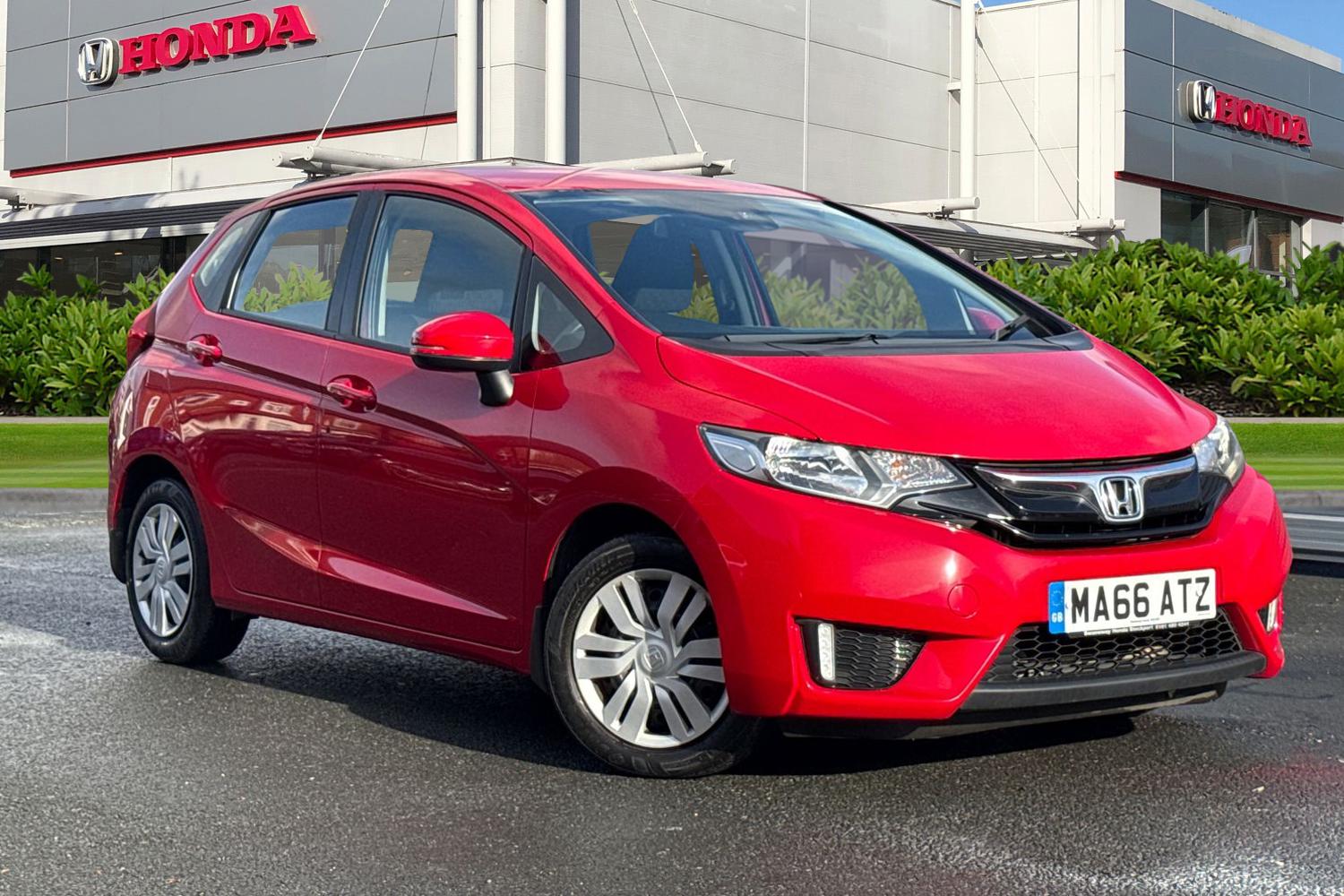 Used Honda Jazz 2016 for sale - 76469319: Photo 1