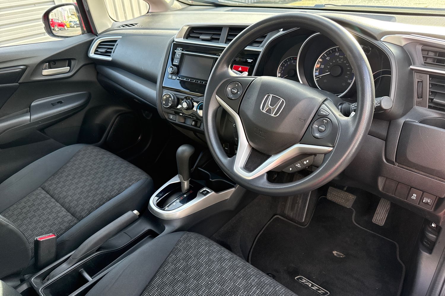 Used Honda Jazz 2016 for sale - 76469319: Photo 29