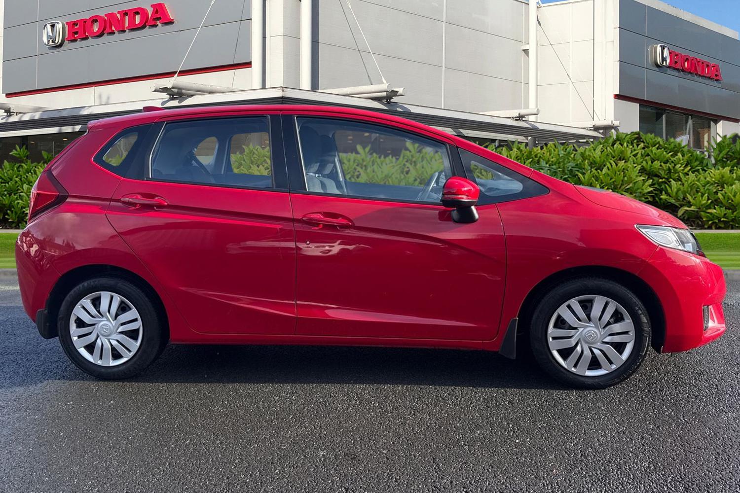 Used Honda Jazz 2016 for sale - 76469319: Photo 3