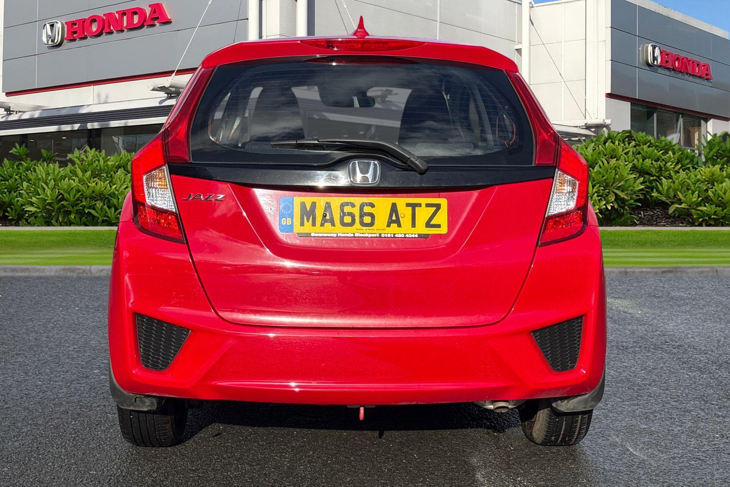 Used Honda Jazz 2016 for sale - 76469319: Photo 5