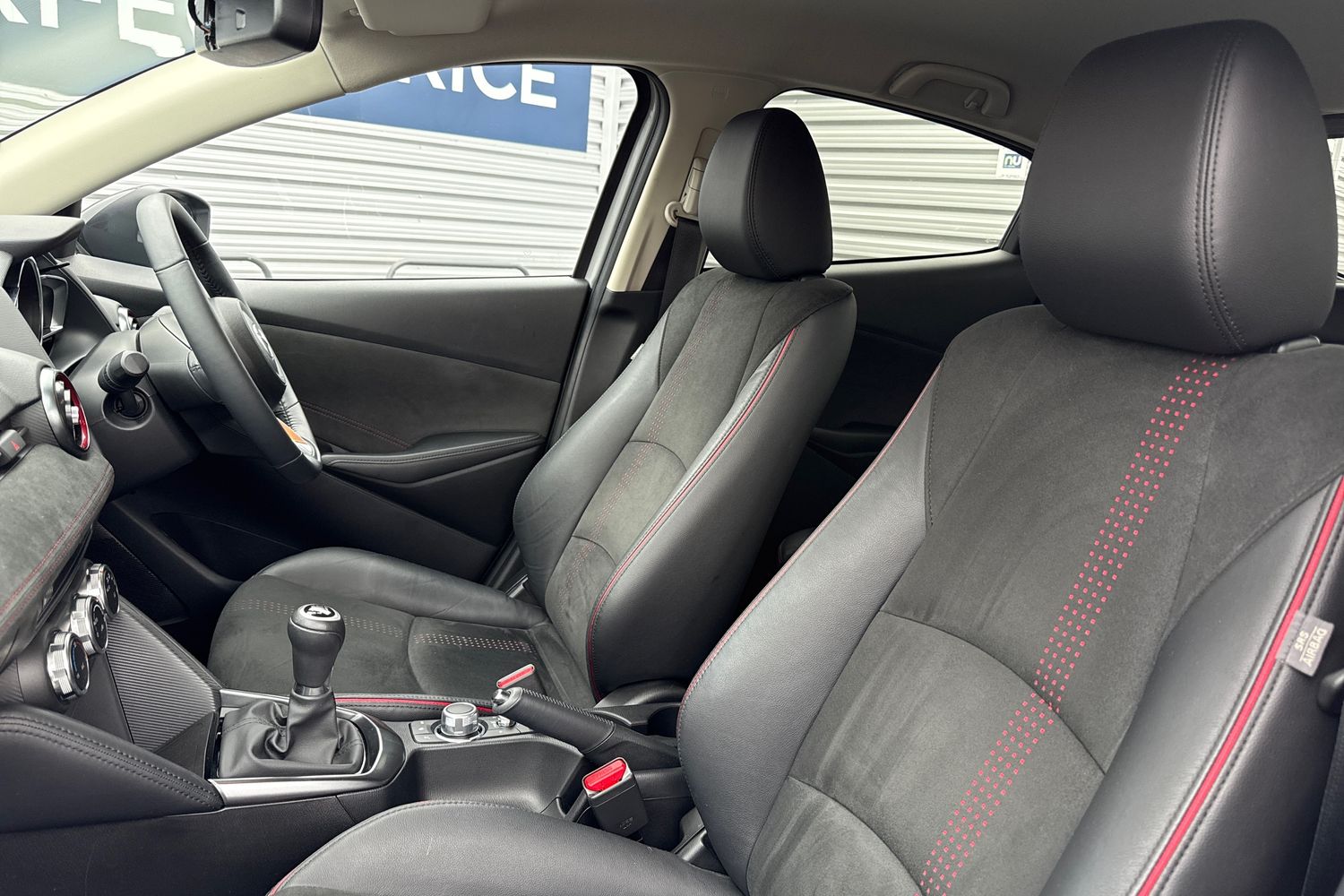 Used Mazda Mazda2 2024 for sale - 76133609: Photo 31