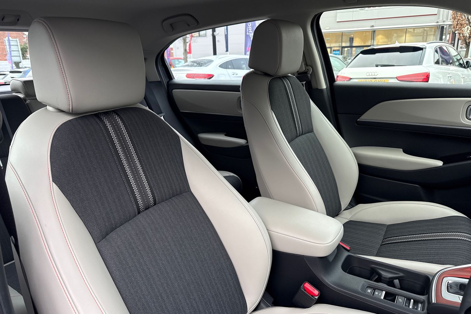 Used Honda HR-V 2025 for sale - 77368451: Photo 24