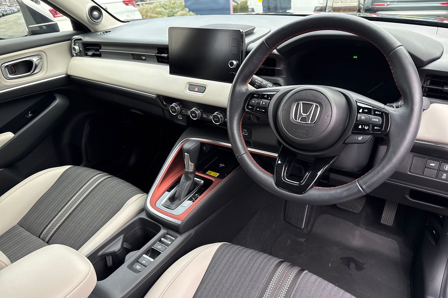 Used Honda HR-V 2025 for sale - 77368451: Photo 35