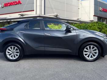 Used Toyota C-HR 2024 for sale - 75179197: Photo