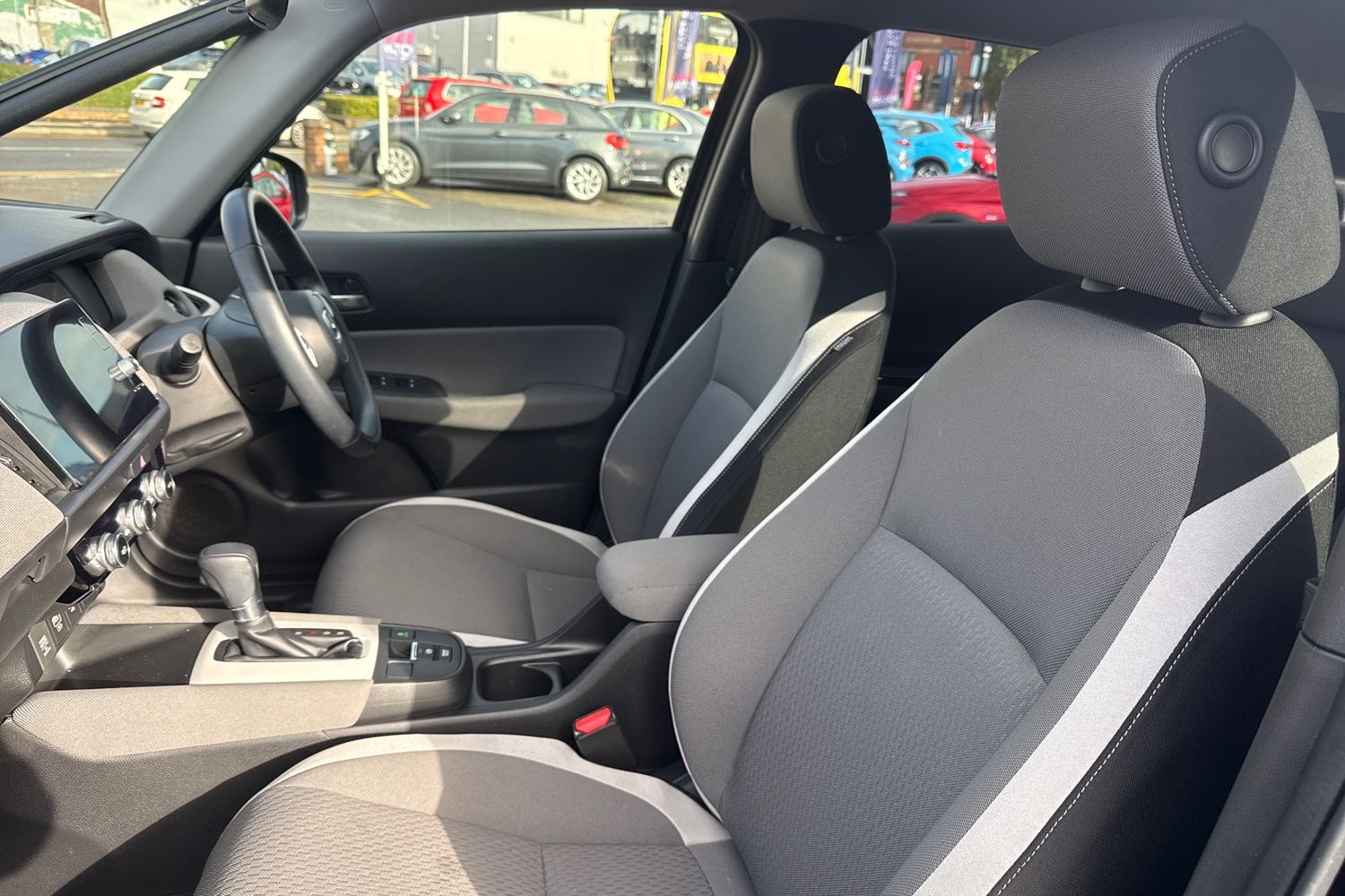 Used Honda Jazz 2023 for sale - 76364596: Photo 25