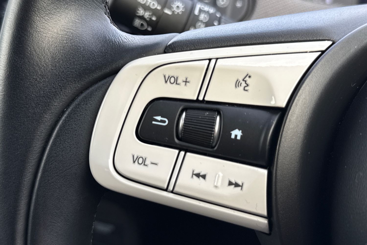 Used Honda Jazz 2023 for sale - 76364596: Photo 38