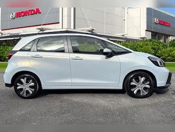 Used Honda Jazz 2024 for sale - 76128570: Photo 3