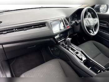 Used Honda HR-V 2018 for sale - 79667886: Photo