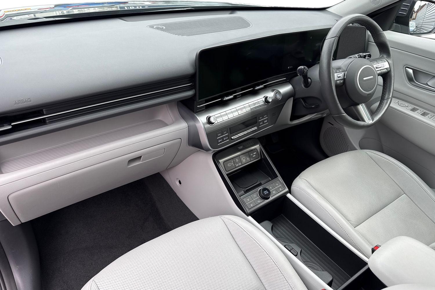 Used Hyundai KONA 2024 for sale - 77997844: Photo 2