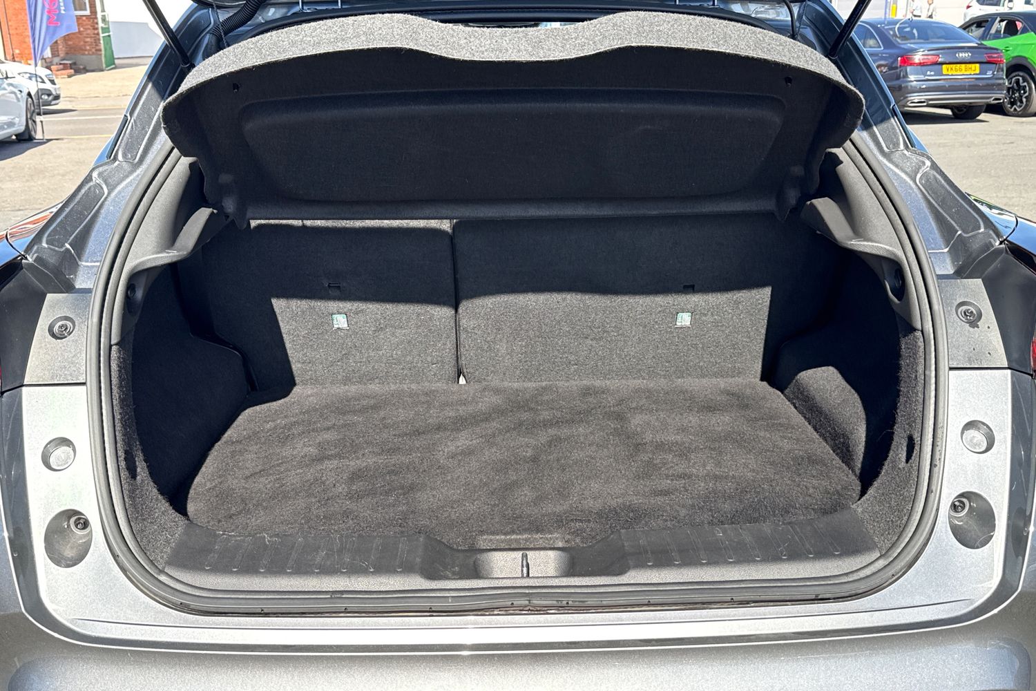 Used Nissan Juke 2022 for sale - 78121163: Photo 8