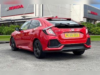 Used Honda Civic 2018 for sale - 75536385: Photo