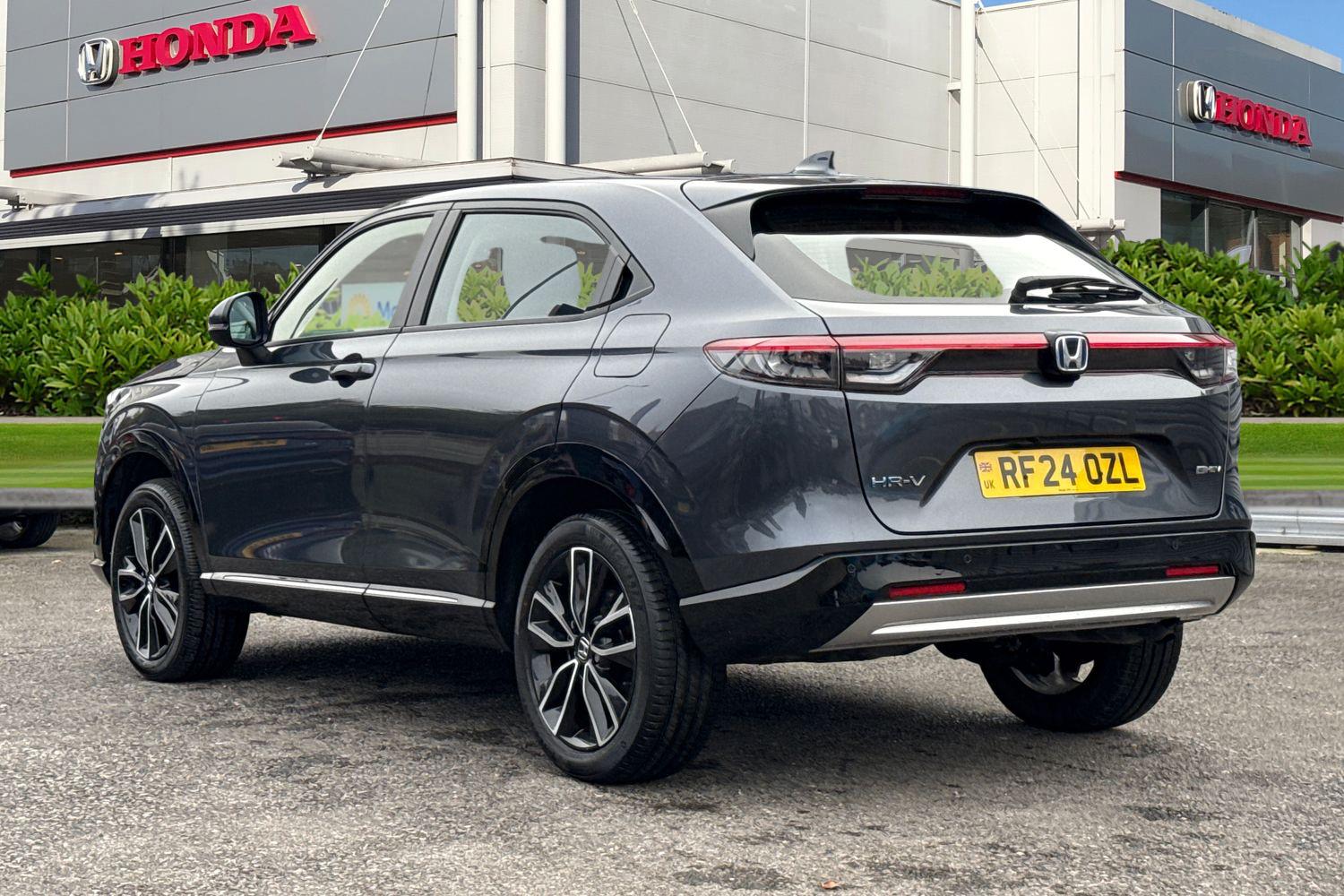Used Honda HR-V 2024 for sale - 76264159: Photo 2