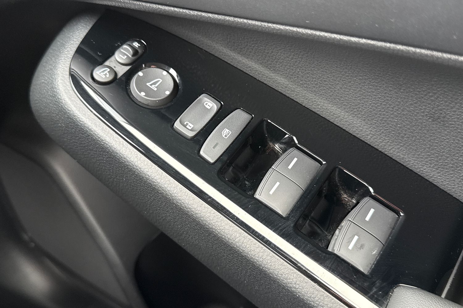 Used Honda HR-V 2024 for sale - 76264159: Photo 37