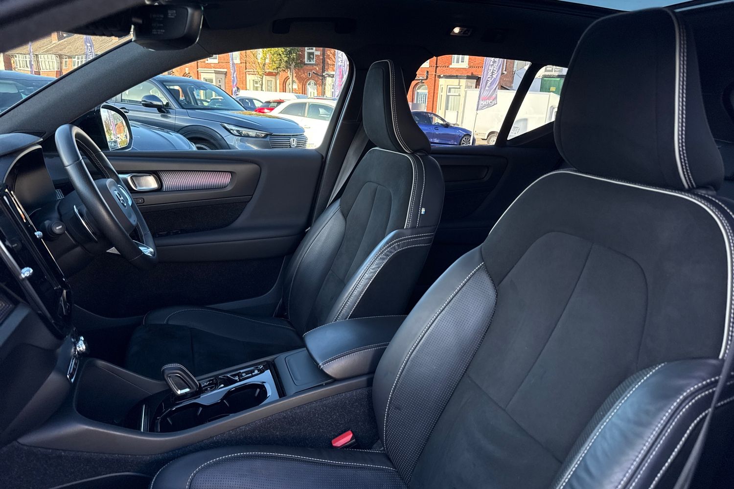 Used Volvo XC40 2020 for sale - 76480877: Photo 36