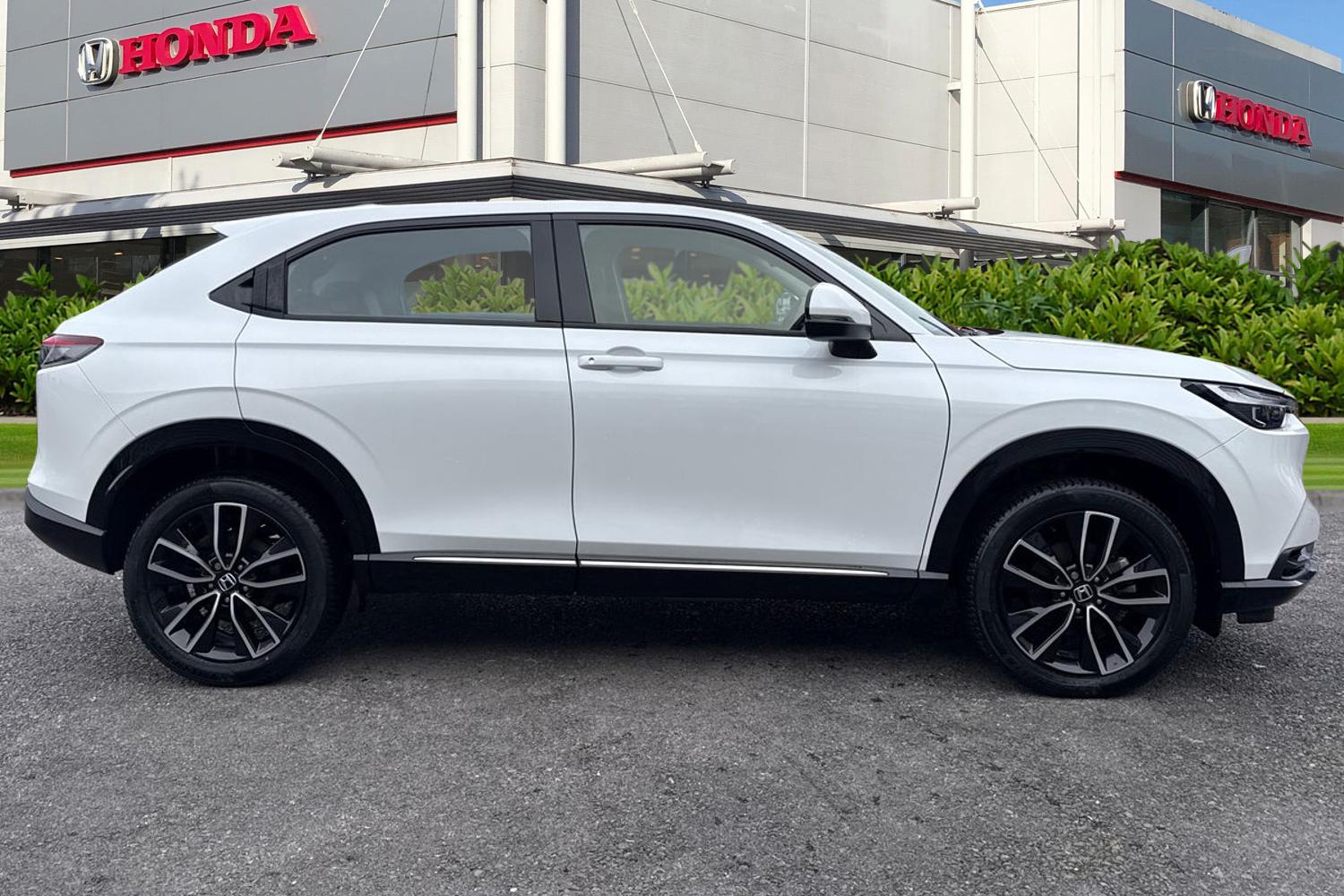 Used Honda HR-V 2024 for sale - 76264152: Photo 3