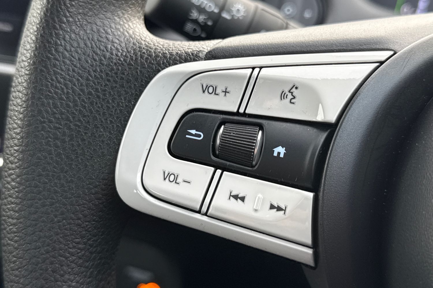 Used Honda Jazz 2023 for sale - 76569592: Photo 35