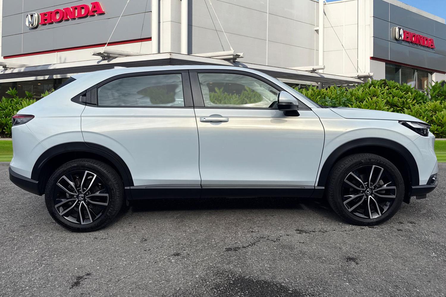 Used Honda HR-V 2024 for sale - 77820145: Photo 3