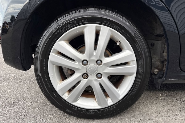 Used Honda Jazz 2015 for sale - 76243720: Photo 12