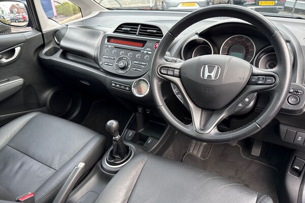Used Honda Jazz 2015 for sale - 76243720: Photo 29
