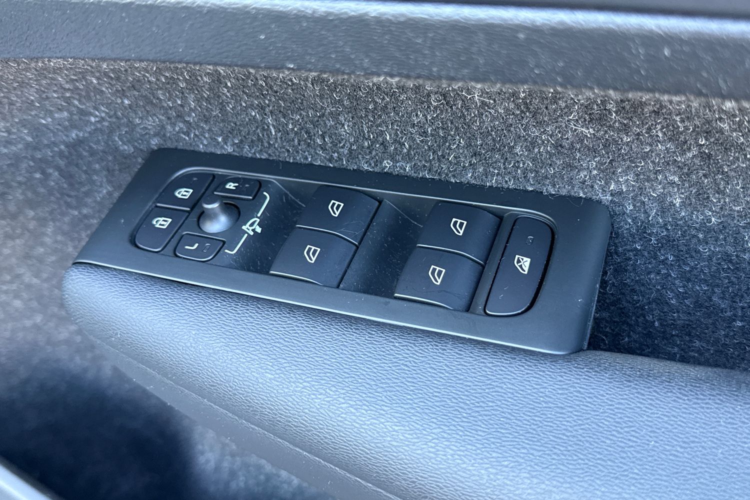 Used Volvo XC40 2020 for sale - 76405922: Photo 28