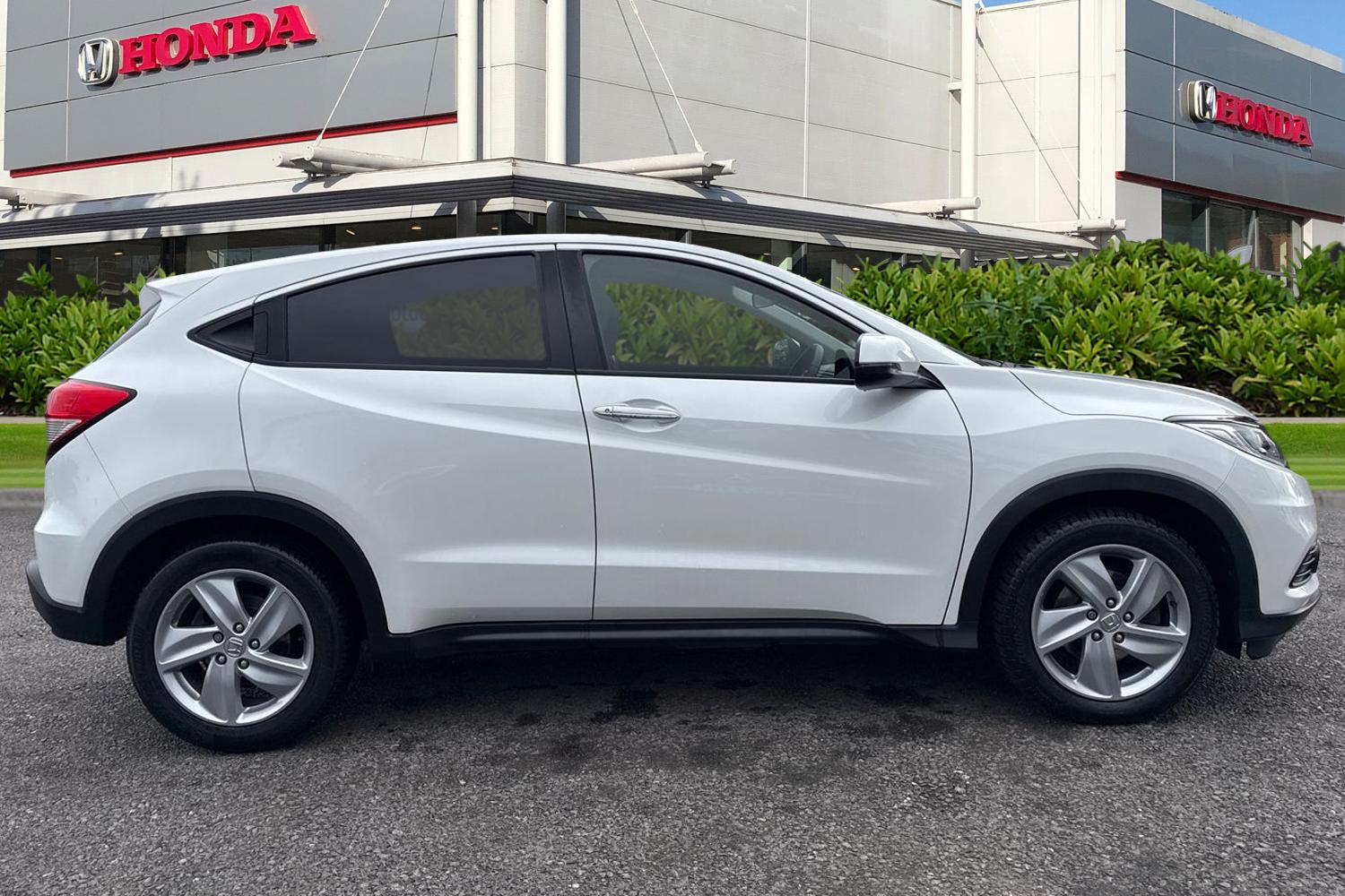 Used Honda HR-V 2018 for sale - 77480724: Photo 3