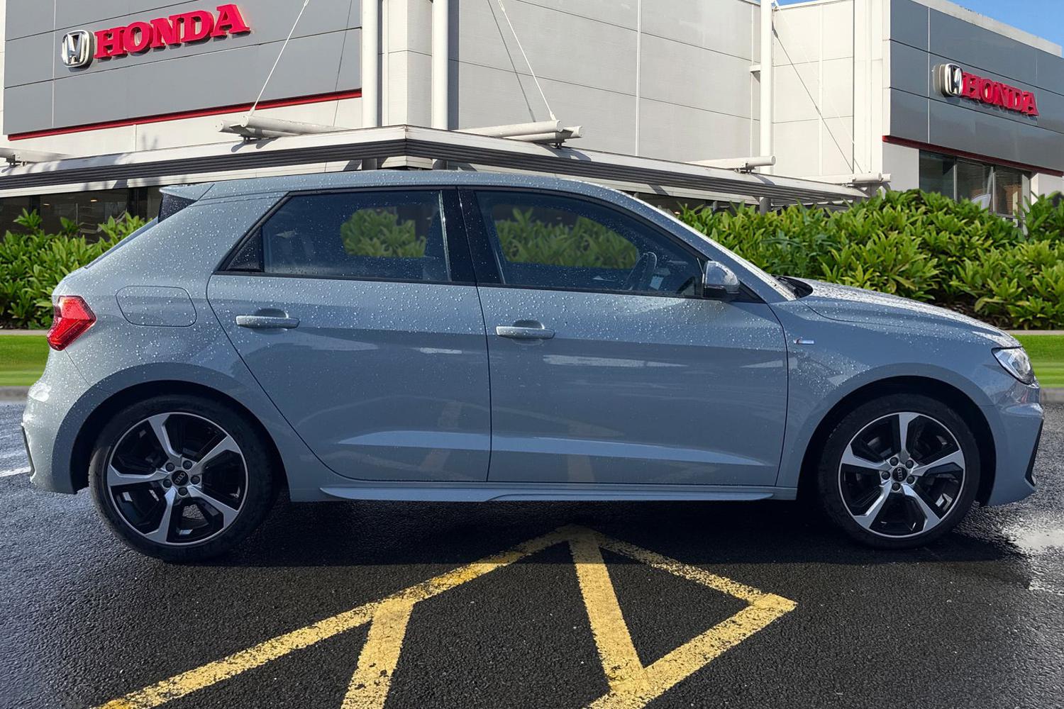 Used Audi A1 2023 for sale - 78065300: Photo 3