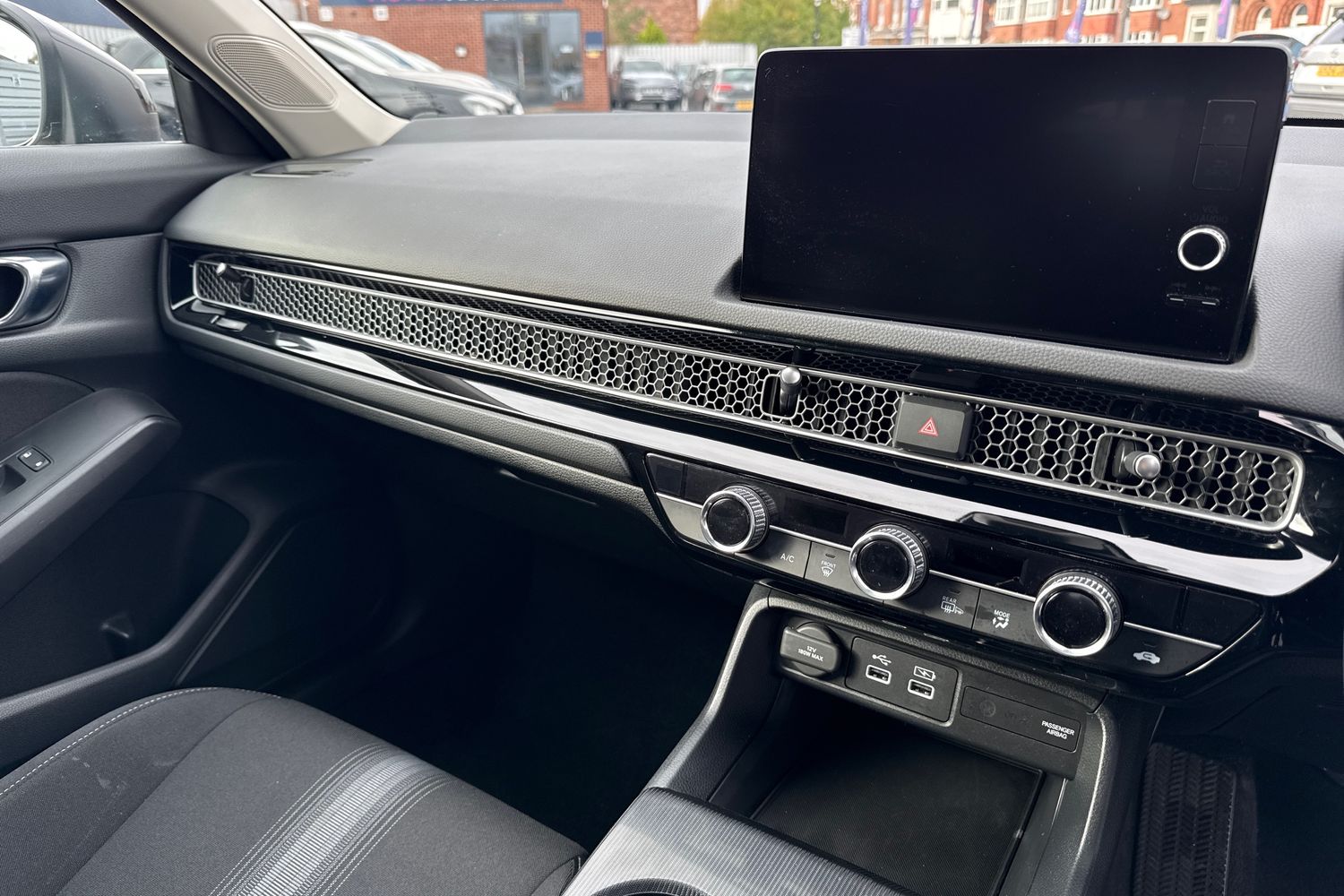 Used Honda Civic 2024 for sale - 77620448: Photo 30